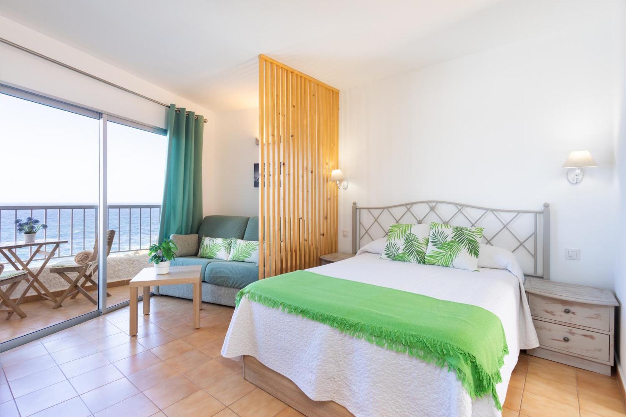 Cozy Seafront Studio With Balcony & Ocean Views San Marcos  المظهر الخارجي الصورة