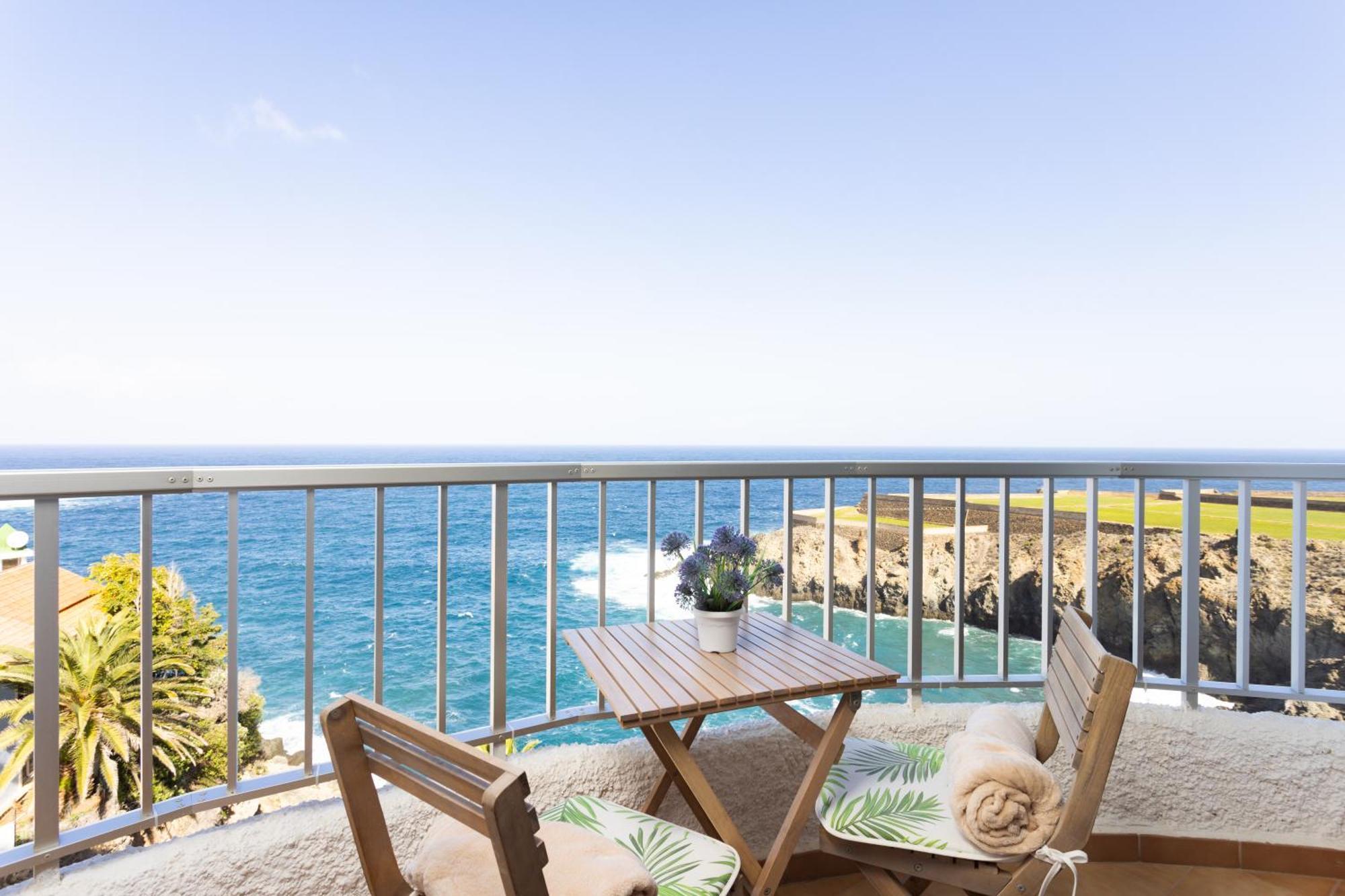 Cozy Seafront Studio With Balcony & Ocean Views San Marcos  المظهر الخارجي الصورة